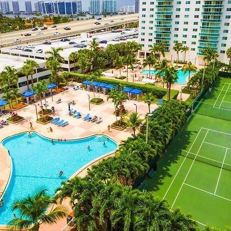 Sunny Isles Condo Very Close To The Beach With Amenities Sunny Isles Beach Exterior foto